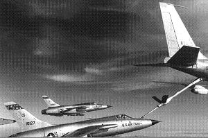 Aerial refueling of F-105s